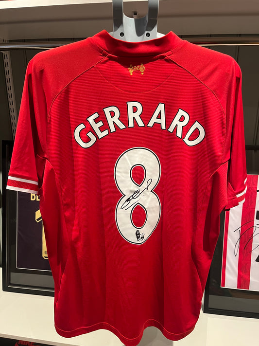 Signert Gerrard drakt