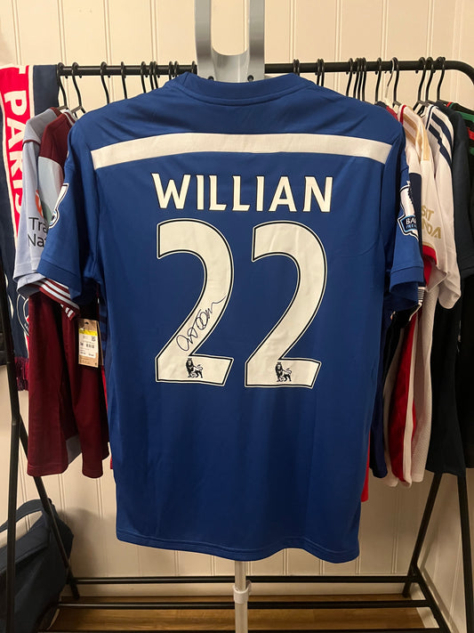 Willian signert drakt