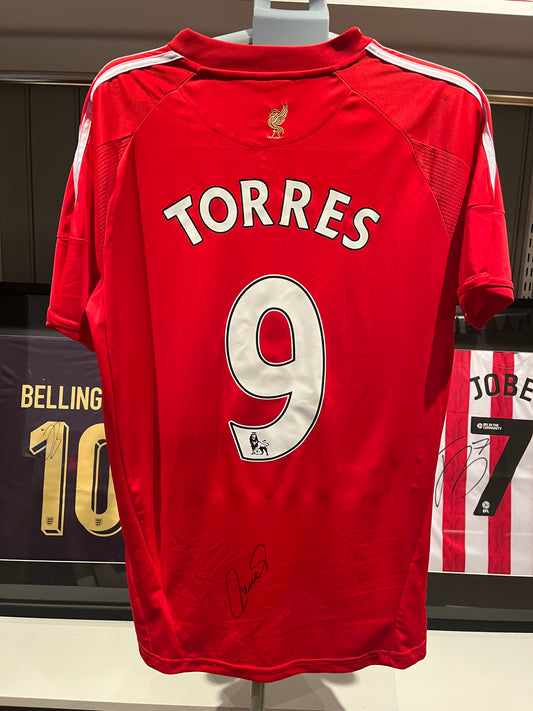 Signert Torres drakt