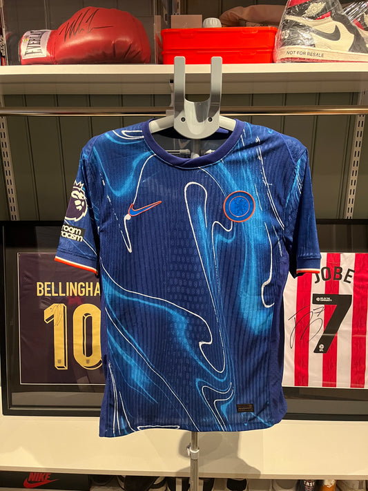Signert Caicedo drakt