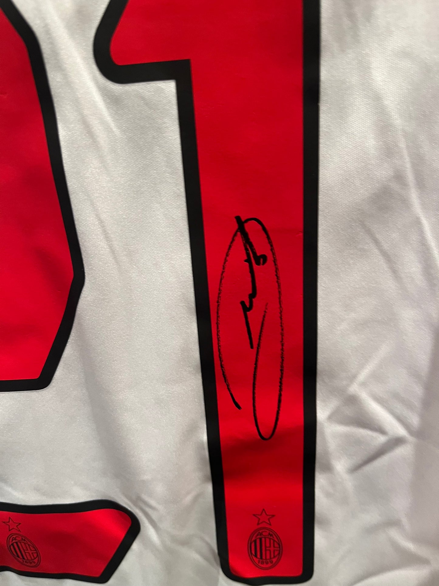 Signert Pirlo drakt